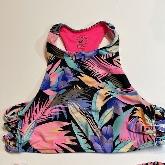 Hollister women’s two piece bathing suit. Tropical print. L/M - Picture 2 of 13
